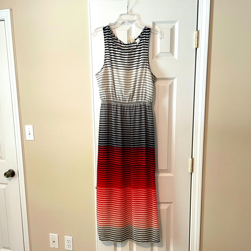 Boutique colorful maxi dress. Size M.